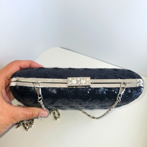 Sequin and Rhinestone Bling Clutch with Metal Chain Evening Bag - Picture 8 of 9